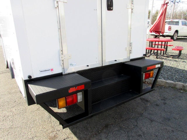 2017 Isuzu NPR HD 16' BOX TRUCK, SIDE DOOR