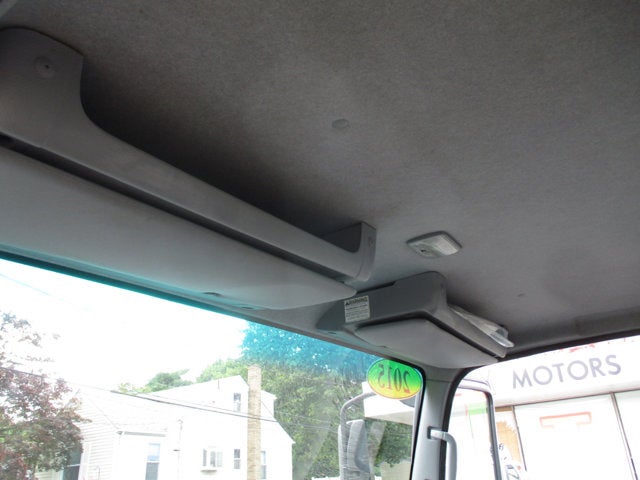 2015 Isuzu NPR HD 18 FOOT BOX TRUCK ** 79K MI **