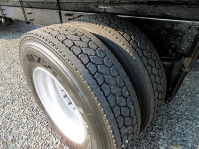 2016 Hino 338 26' STAKE BED, FLAT BED TRUCK