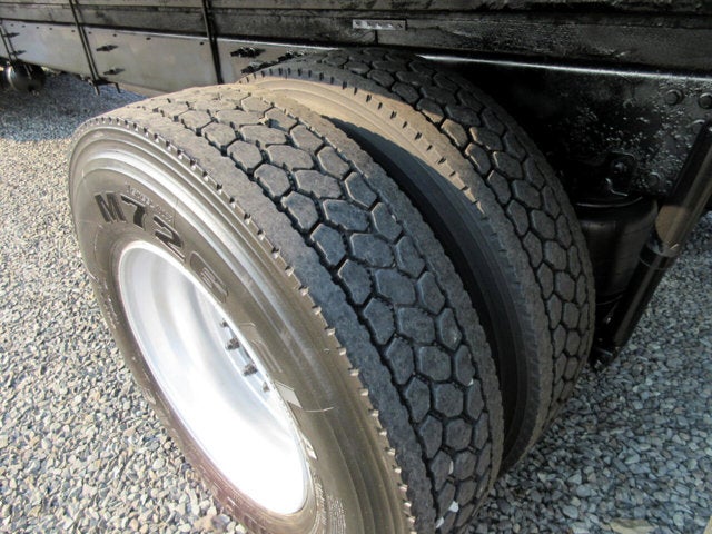 2016 Hino 338 26' STAKE BED, FLAT BED TRUCK