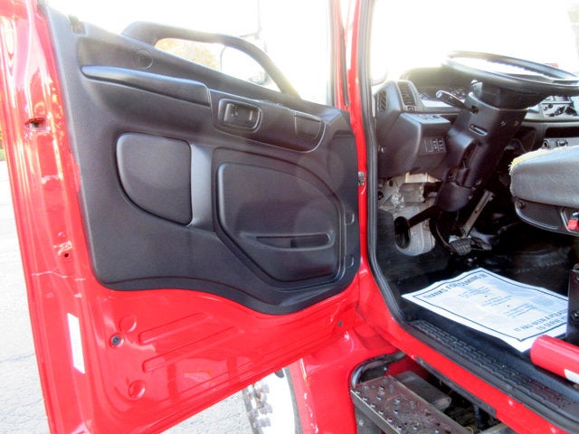 2016 Hino 338 26' FLAT BED