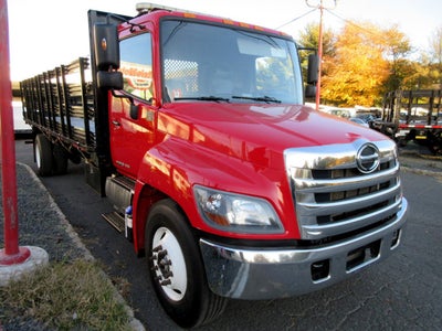 2016 Hino 338 26' FLAT BED