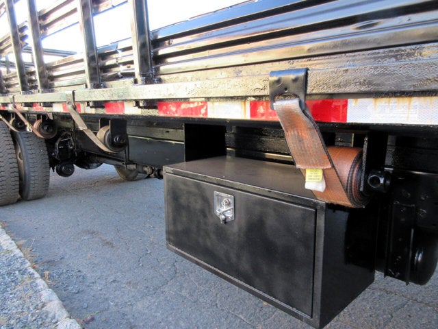 2016 Hino 338 26' FLAT BED