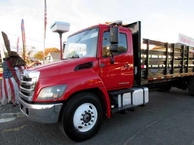 2016 Hino 338 26' FLAT BED