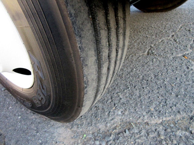 2016 Hino 338 26' FLAT BED