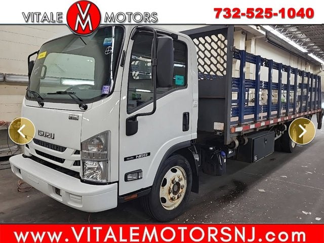 2017 Isuzu NRR DSL REG AT 22 Foot STAKE BED, FLAT BED,