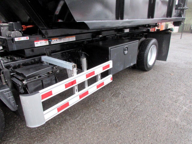 2017 Mitsubishi Fuso FE180 SWITCH N GO, HOOK LIFT