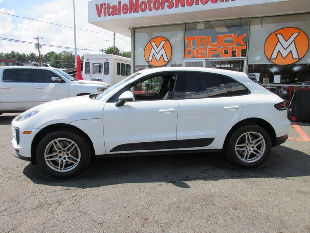 2021 Porsche Macan AWD