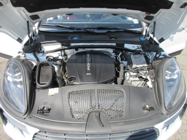 2021 Porsche Macan AWD