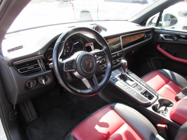 2021 Porsche Macan AWD